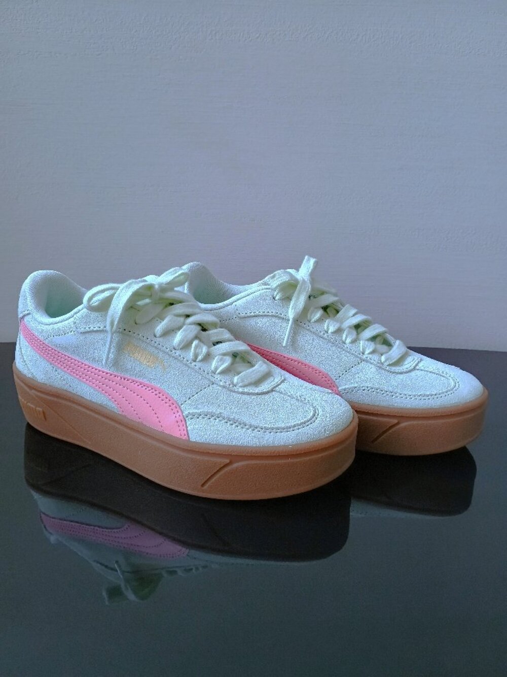 Puma Women Club II Era Platform Suede Sneaker in Lovely Puma White/Rosy Outlook